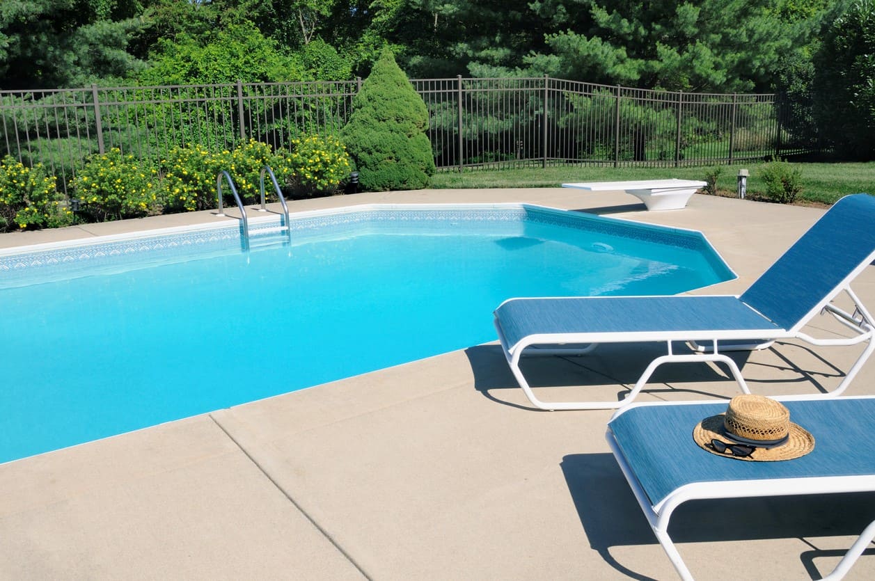 pool glass fence